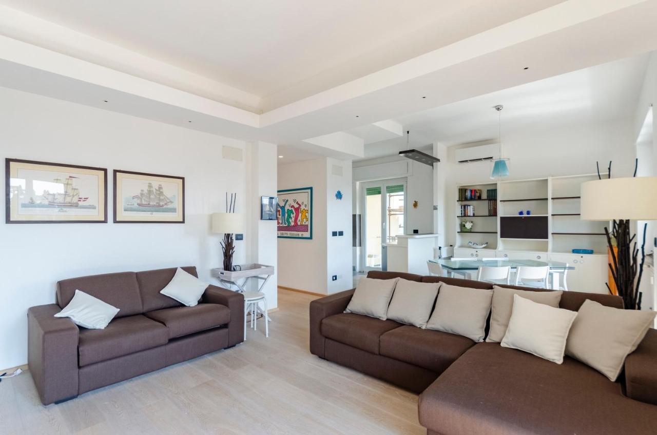 Appartamento Joivy Great Flat With Sea View Genova Esterno foto