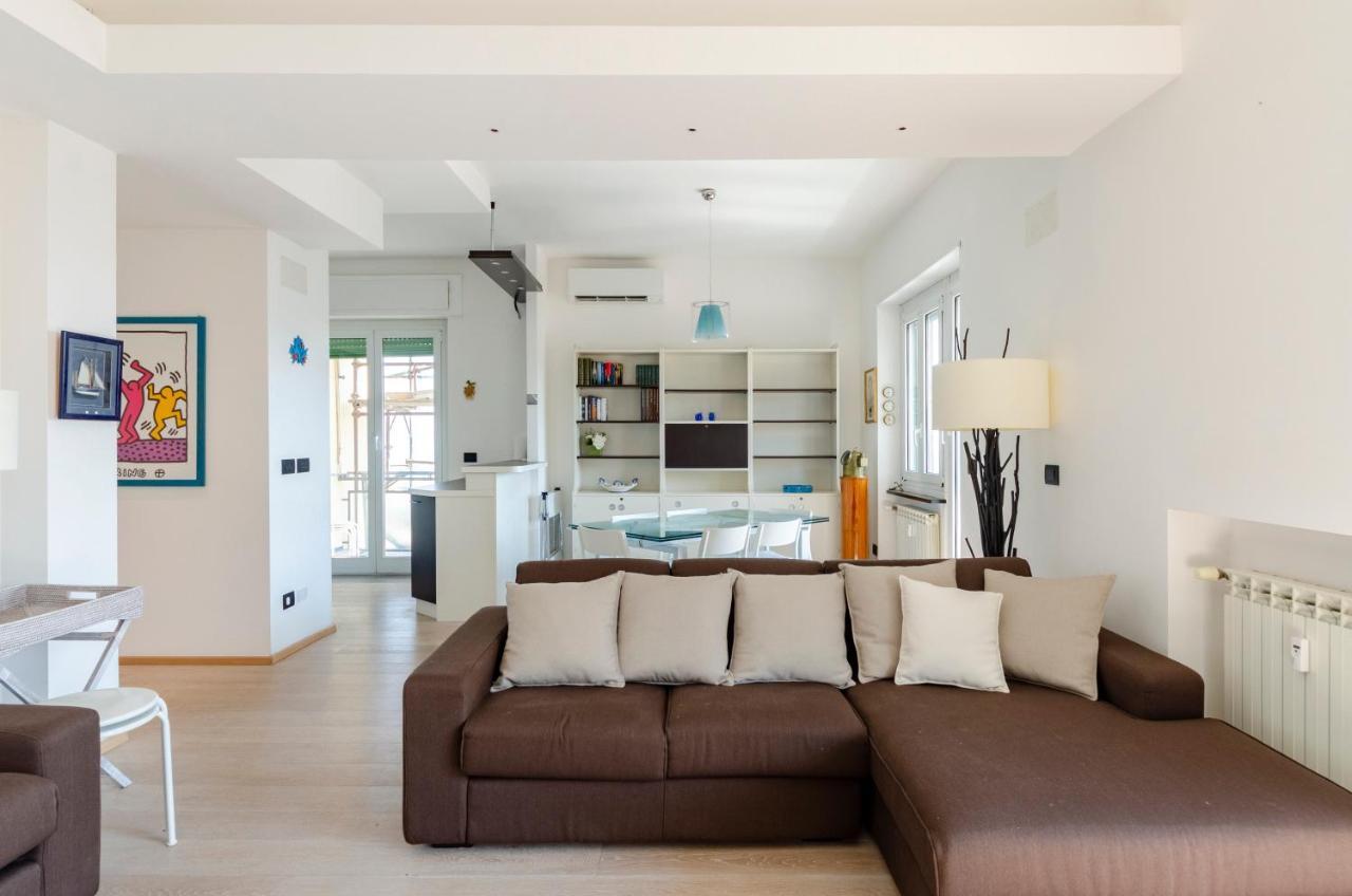 Appartamento Joivy Great Flat With Sea View Genova Esterno foto