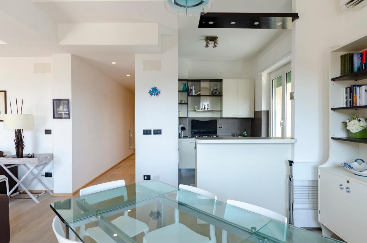 Appartamento Joivy Great Flat With Sea View Genova Esterno foto